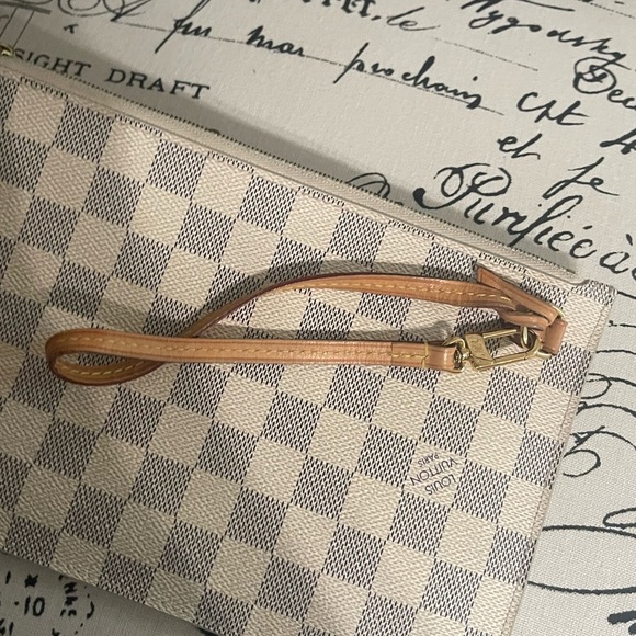 LOUIS VUITTON Damier Azur Neverfull MM GM Pochette Leather Wristlet Gold Zip - Picture 14 of 16